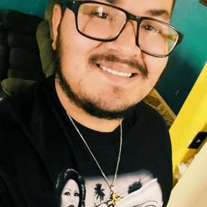 Meet your Posher, Eduardo